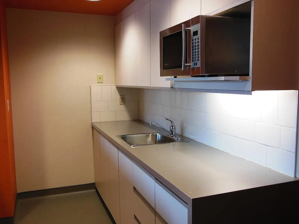*** Hotel Four Points By Sheraton Montreal Centre-Ville Canada